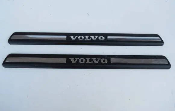 Volvo V70 sill trim set (inner) 0966998