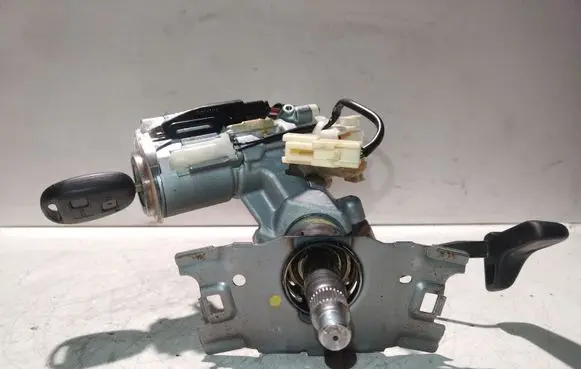 Toyota Previa (XR30, XR40) II Ignition lock 8978328061