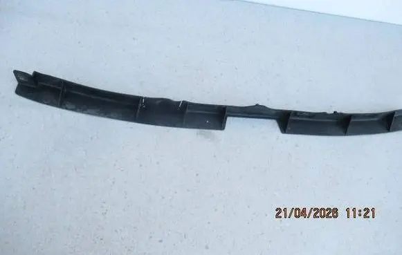 Toyota Yaris Other exterior part 521250D060
