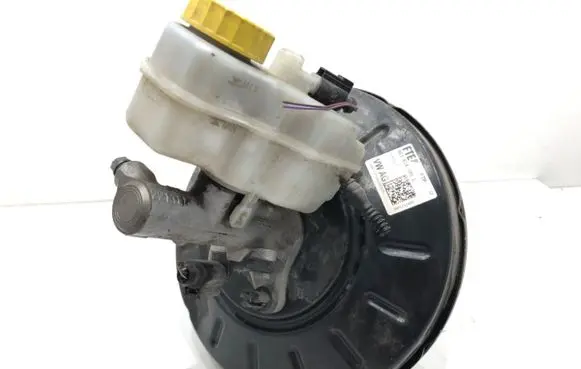 Skoda Fabia Mk3 (NJ) Brake booster 6C1614105L