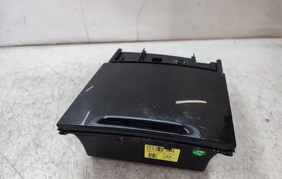 KIA Optima Other interior part 190603083955 84690D4CL0BYF