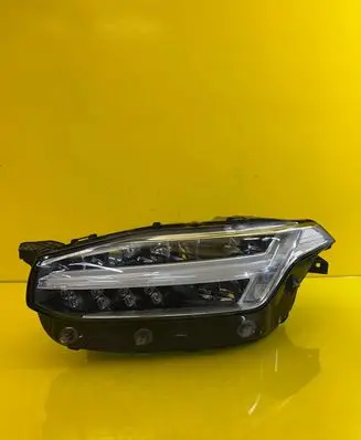 Volvo XC90 Headlight/headlamp 32228688