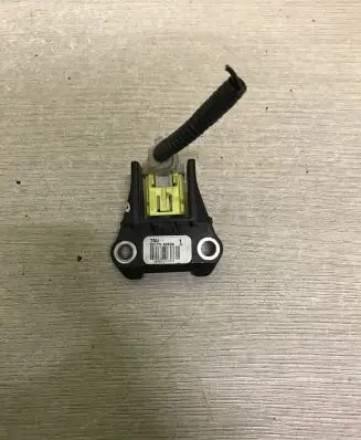 Toyota Yaris Airbag deployment crash/impact sensor 891730D020