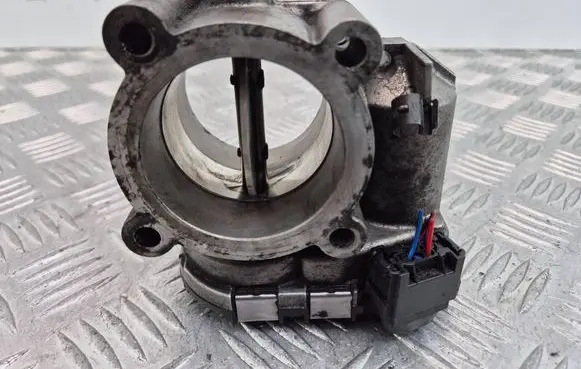 Mercedes-Benz CLS C219 Throttle valve A6420900270 0281002894