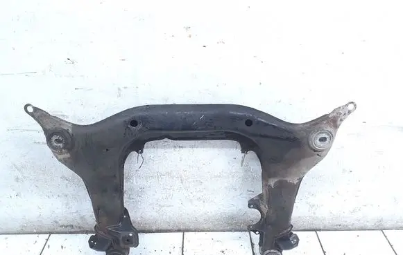 Volkswagen PASSAT B5 Front subframe