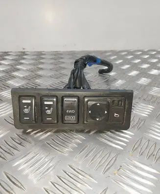 Nissan Murano Z50 Seat heating switch