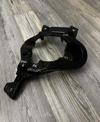 BMW 1 E81 E87 Fog light bracket 7118151 51117118151