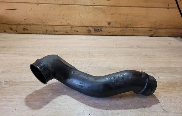 Volvo V70 Intercooler hose/pipe 9186153