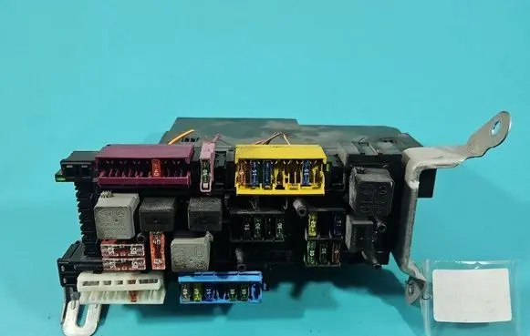 Fuse box set