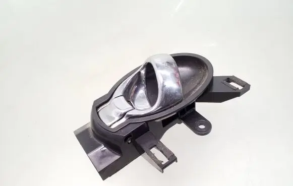 Nissan Juke I F15 Front door interior handle