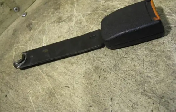 Volkswagen Sharan Front seatbelt buckle