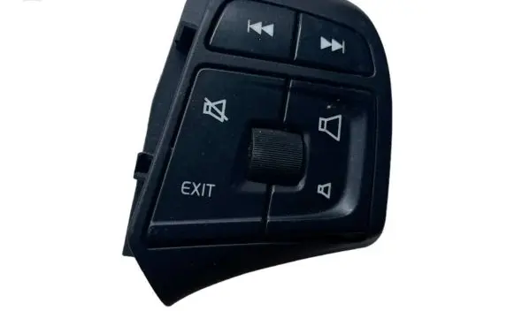 Volvo V60 Steering wheel buttons/switches 31318644
