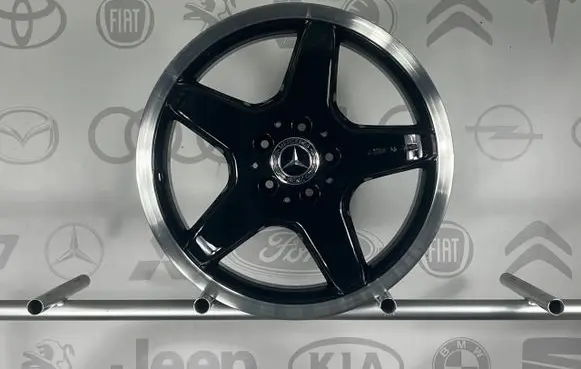 Mercedes-Benz CLK A209 C209 R18 alloy rim 