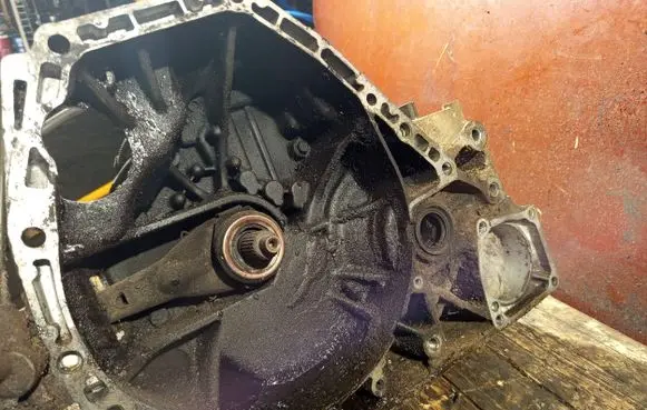 Honda CR-V Manual 5 speed gearbox SBXM SBXM1014792