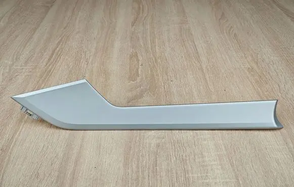 Audi A4 S4 B9 Front door trim bar 8W0867409L