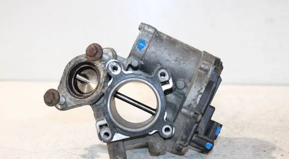 Renault Trafic II (X83) EGR valve 147100385R A2C53412016 H8200987088