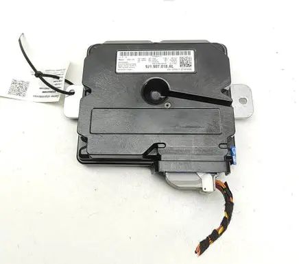 Porsche Taycan 9J1 Bluetooth control unit module 9J1907018AL