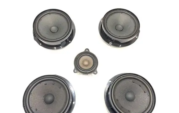 Volkswagen Golf VIII Audio system kit 5H0035453