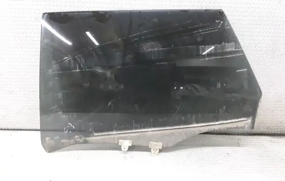 Nissan Murano Z50 Rear door window glass