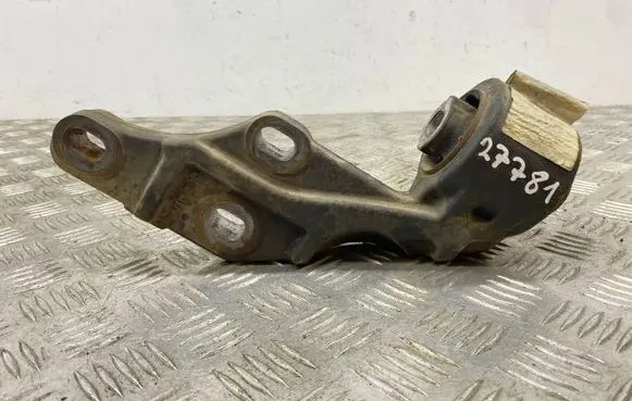 Land Rover Range Rover Sport L320 Front differential mounting bracket KQB000133