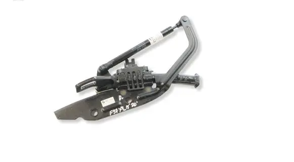 BMW X3M F97 Seat back rest lock catch 7404186 52207404186 8570011