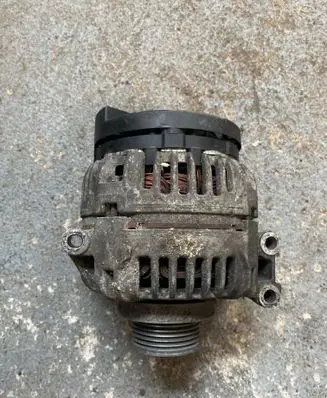Renault Clio II Generator/alternator 0124415014 7700434900