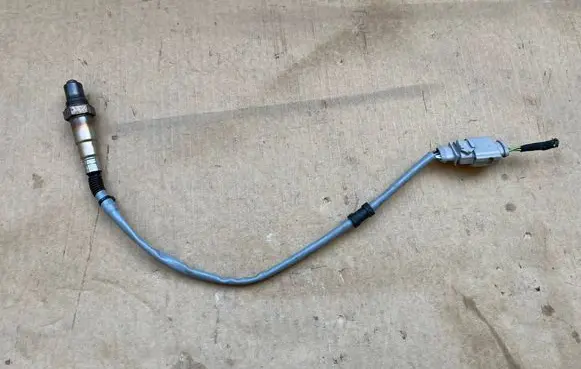 Audi A4 S4 B8 8K Lambda probe sensor 8K0905262