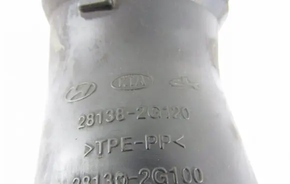 KIA Carens II Air intake duct part 281382G120