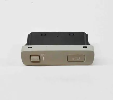 Volvo XC40 Tailgate/boot open switch button 31481439