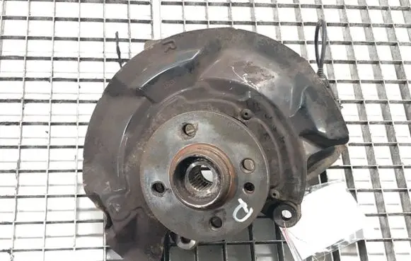 Mini One - Cooper Coupe R56 Front wheel hub spindle knuckle