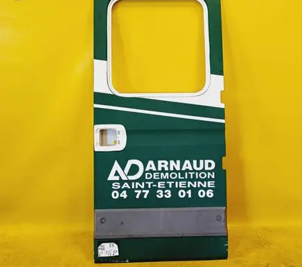 Iveco Daily 3rd gen Rear door 