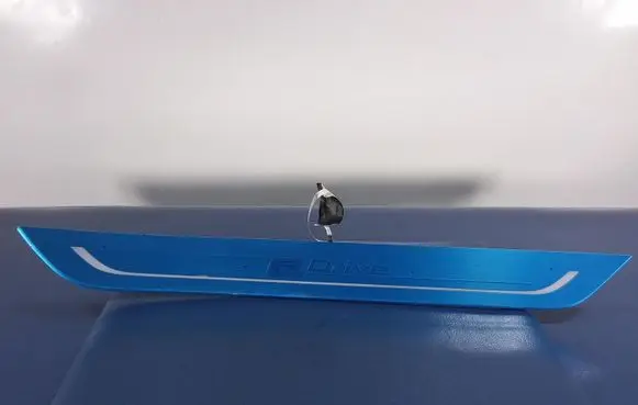 Foot area side trim