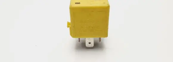 Mercedes-Benz A W176 Other relay A0025421419