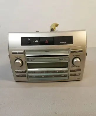 Toyota Corolla Verso AR10 Radio/CD/DVD/GPS head unit 861200F040
