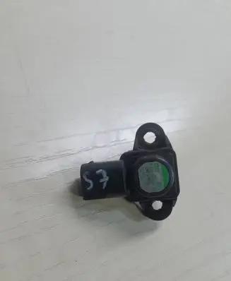Mercedes-Benz C W203 Air pressure sensor A0051535028 061902 FP9451R3A