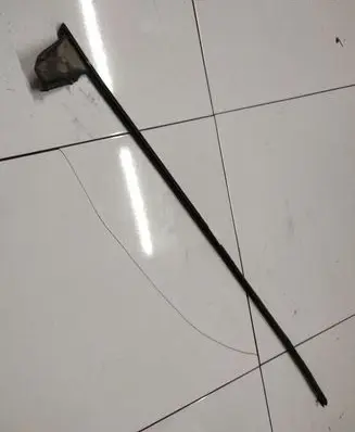 Front door glass trim molding
