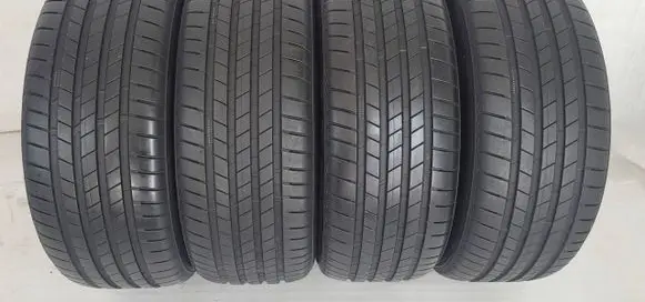 Volvo S60 R18 summer tire 3286343115718 23545R18