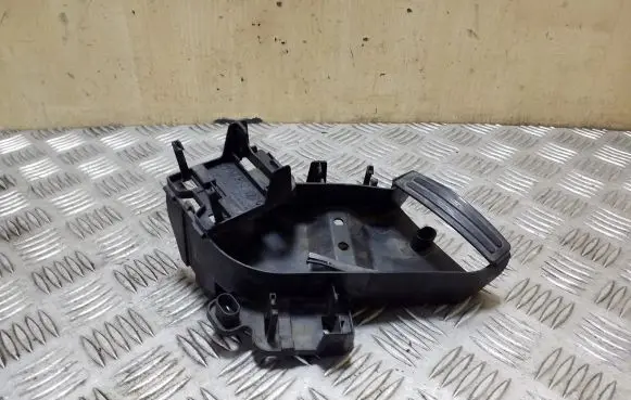 Audi TT TTS Mk2 Other engine bay part 8J0971615B