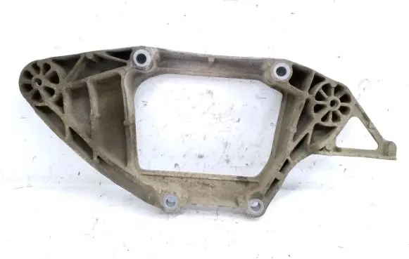 Audi Q5 SQ5 Rear differential/diff mount bracket 8K0599287J