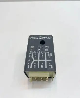 Mercedes-Benz SLC C107 Other relay A0045450732 0045450732