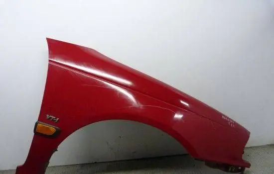 Toyota Avensis T220 Fender