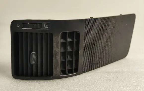 Volkswagen Touran I Dashboard side air vent grill/cover trim 1T0819704A