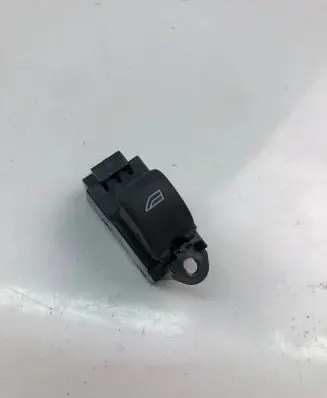 Volvo V40 Electric window control switch 31394840