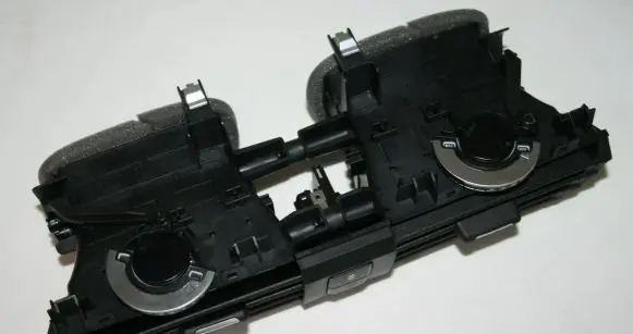 BMW X4 G02 Dash center air vent grill 9363443