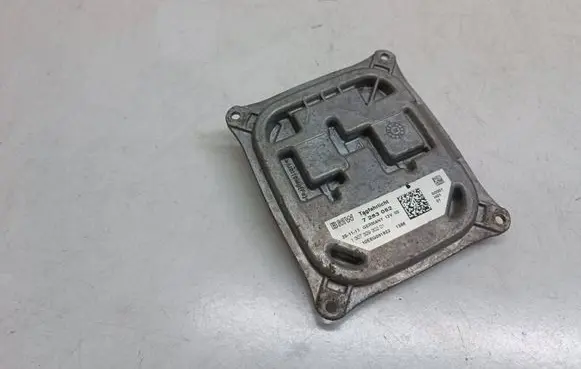 BMW X5 E70 Headlight ballast module Xenon 7263052