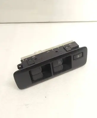 Nissan Qashqai Electric window control switch 25401JD00B
