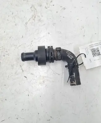 Volkswagen Jetta VI Engine coolant pipe/hose 5C0122096A