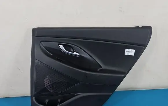 Hyundai i30 Coupe rear side trim panel 83302-G4110 IMPRK1530852
