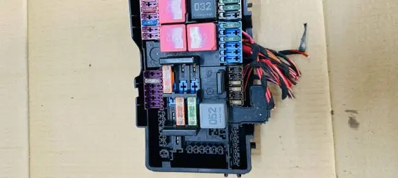 Mercedes-Benz C W205 Fuse module A2059068501