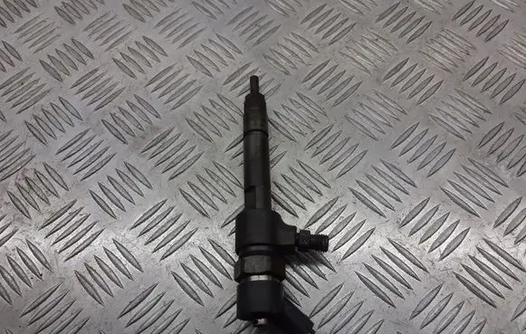 Alfa Romeo 147 Fuel injectors set 0445110119